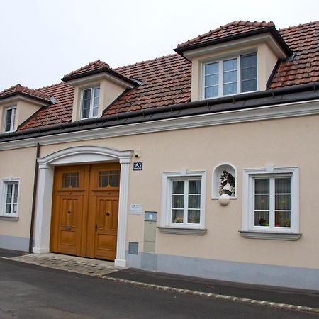 Privatzimmer Familie Schwarz Wien Eksteriør billede