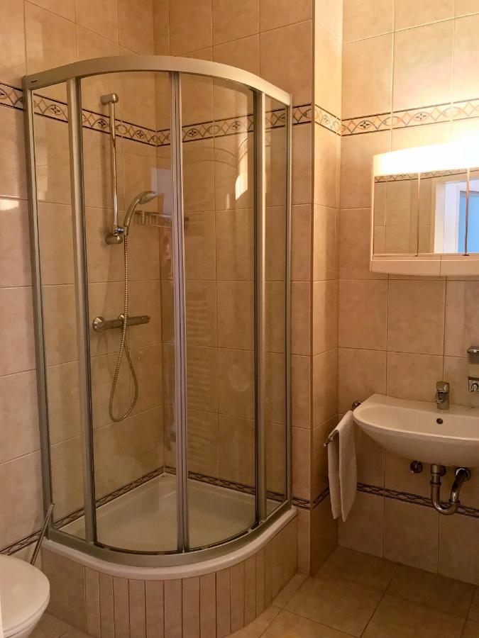 Privatzimmer Familie Schwarz Wien Eksteriør billede